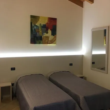 Pasini Bed & Breakfast 3*